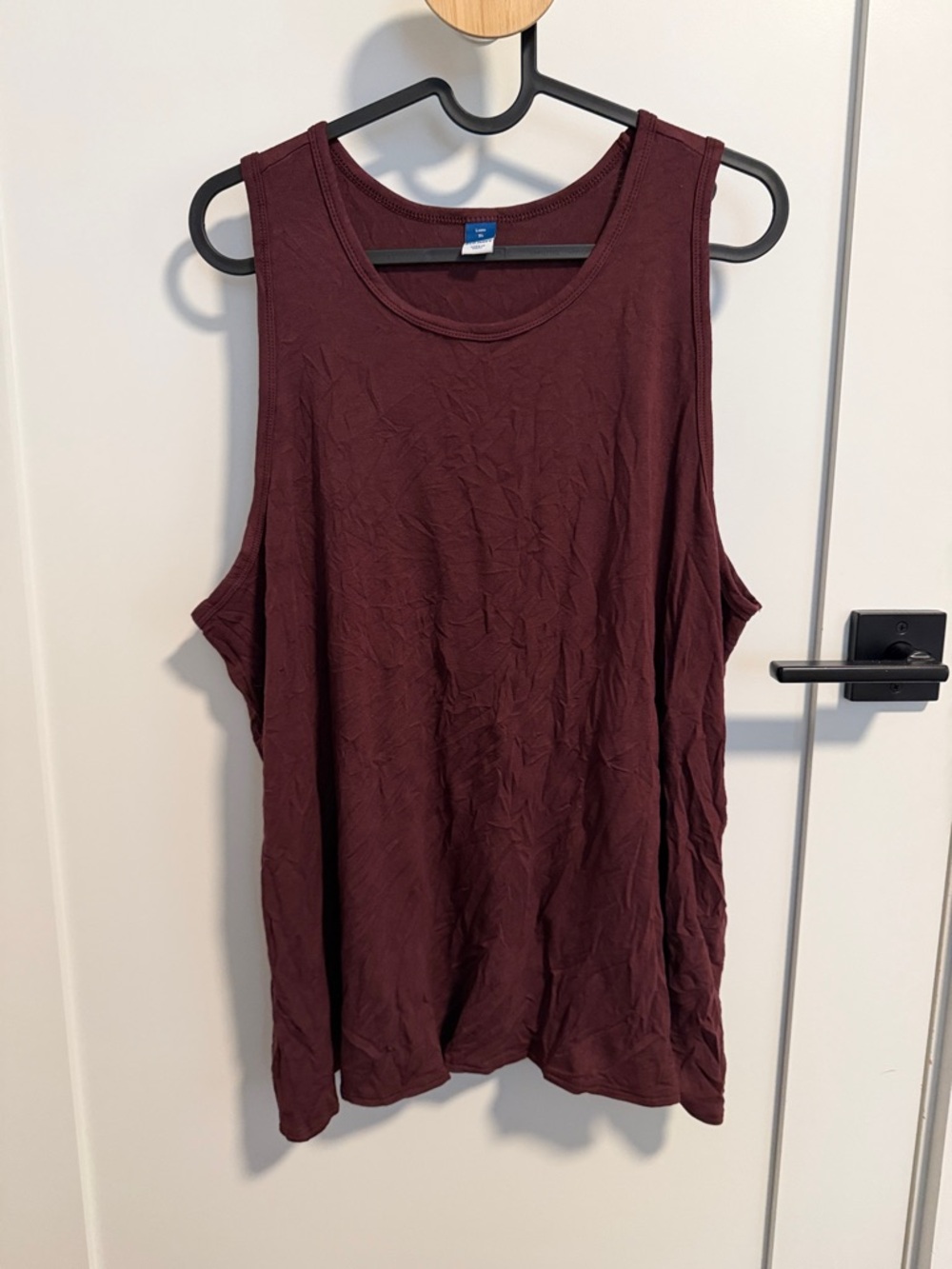 Old Navy Women's Burgundy Sleeveless Tank Top